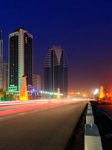 Preview wallpaper menacing, city, night, road, light, movement