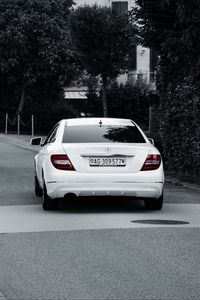 Preview wallpaper mercedes benz, car, rear view, white, road