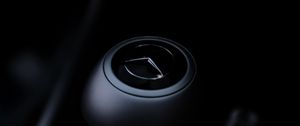 Preview wallpaper mercedes benz, car, salon, dark