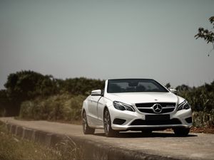 Preview wallpaper mercedes benz e 200, mercedes, car, convertible, white, front view