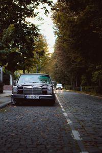 Preview wallpaper mercedes, car, black, old, road