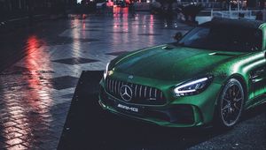 Preview wallpaper mercedes, car, green, wet, sportscar, supercar