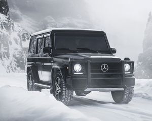 Preview wallpaper mercedes, car, headlight