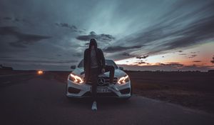 Preview wallpaper mercedes, man, mask, hood, car