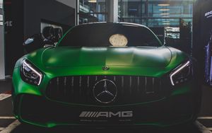 Preview wallpaper mercedes-amg, mercedes, green, front view