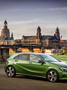 Preview wallpaper mercedes-benz, a-class, a200, w176, green, side view