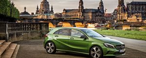 Preview wallpaper mercedes-benz, a-class, a200, w176, green, side view