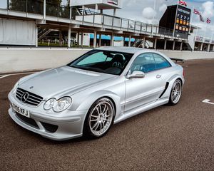 Preview wallpaper mercedes-benz, amg, clk-class, silver, side view