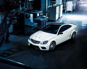 Preview wallpaper mercedes-benz, c63, amg, white, side view