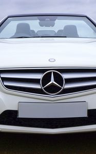 Preview wallpaper mercedes-benz, c63, amg, convertible, white, front view