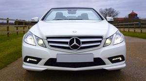 Preview wallpaper mercedes-benz, c63, amg, convertible, white, front view