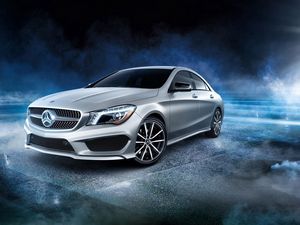 Preview wallpaper mercedes-benz, cla, amg, silver, side view