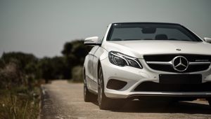 Preview wallpaper mercedes-benz e200, mercedes, car, convertible, white, front view