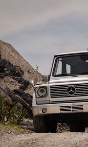 Preview wallpaper mercedes-benz g500, mercedes, car, suv, gray, front view