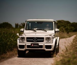 Preview wallpaper mercedes-benz g63 amg, mercedes, car, suv, white, front view