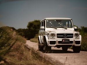 Preview wallpaper mercedes-benz g 63 amg, mercedes, car, suv, white, front view