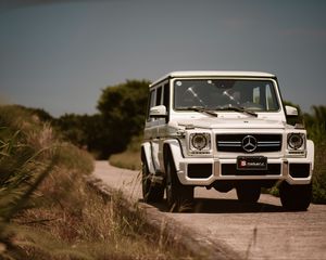 Preview wallpaper mercedes-benz g 63 amg, mercedes, car, suv, white, front view