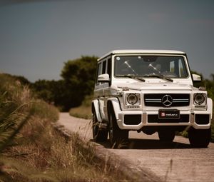 Preview wallpaper mercedes-benz g 63 amg, mercedes, car, suv, white, front view