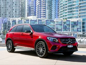 Preview wallpaper mercedes-benz, glc-class, x253, red, side view