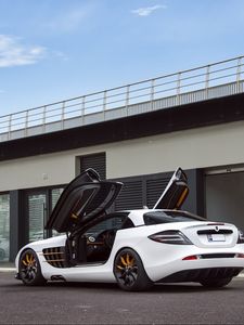 Preview wallpaper mercedes-benz, slr mclaren, gemballa gt, white, side view