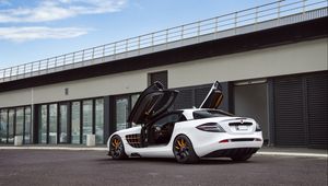 Preview wallpaper mercedes-benz, slr mclaren, gemballa gt, white, side view