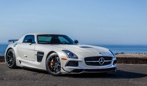 Preview wallpaper mercedes-benz, sls, amg, white, side view