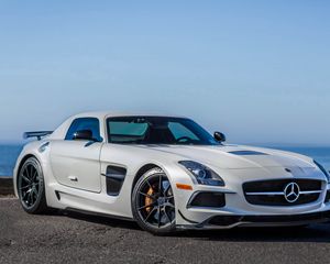 Preview wallpaper mercedes-benz, sls, amg, white, side view