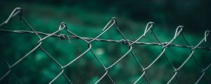 Preview wallpaper mesh, fence, blur, sky, grass, clouds