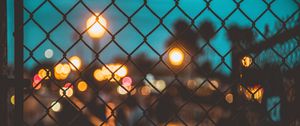 Preview wallpaper mesh, fence, blur, night, glare