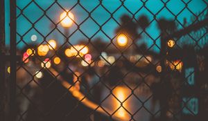 Preview wallpaper mesh, fence, blur, night, glare