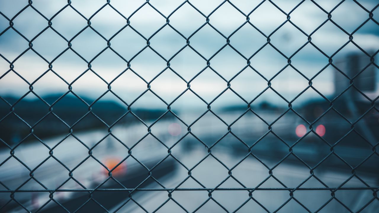 Wallpaper mesh, fence, blur, metal