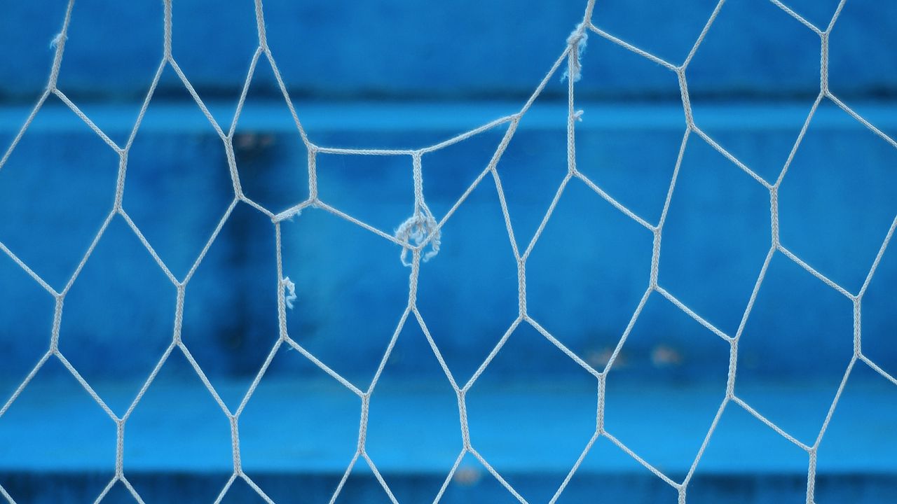 Wallpaper mesh, rope, torn, blue, blur