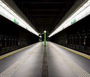 Preview wallpaper metro, perspective, building, lamps, glow