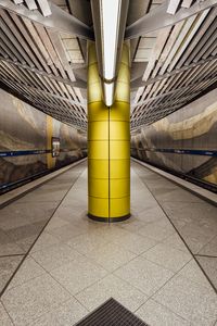 Preview wallpaper metro, station, column, light