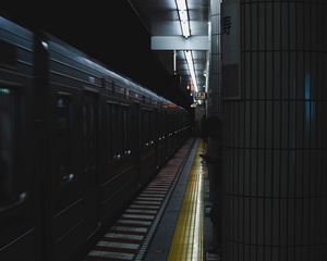 Preview wallpaper metro, station, train, dark, underground