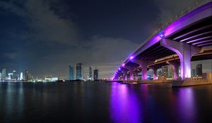 Preview wallpaper miami, night, bridge, building, ocean