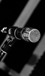 Preview wallpaper microphone, black and white, blur, music