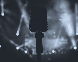 Preview wallpaper microphone, bw, sound, dark