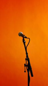 Preview wallpaper microphone, music, orange background