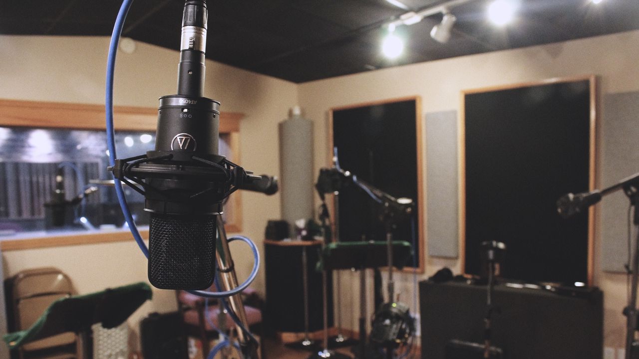 Wallpaper microphone, studio, equipment