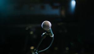 Preview wallpaper microphone, synthesizer, keys, musical instruments