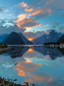 Preview wallpaper milford sound, new zealand, bay, reflection, mountains