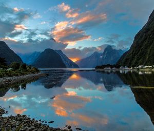 Preview wallpaper milford sound, new zealand, bay, reflection, mountains