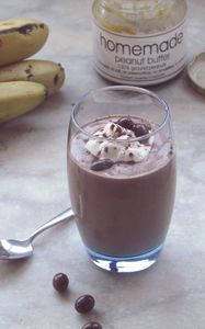 Preview wallpaper milkshake, glass, dessert