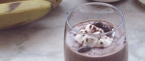 Preview wallpaper milkshake, glass, dessert