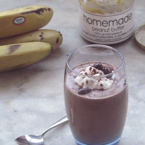 Preview wallpaper milkshake, glass, dessert