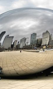 Preview wallpaper mirror, people, city, tourists, reflection, chicago