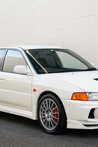 Preview wallpaper mitsubishi lancer, mitsubishi, car, white