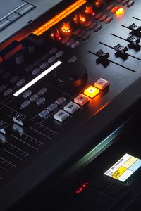 Preview wallpaper mixing console, music, buttons, dj