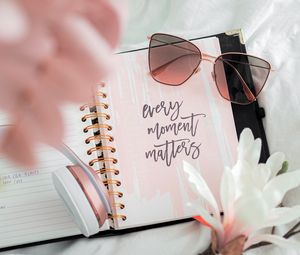 Preview wallpaper moment, phrase, words, inscription, note, glasses, flowers